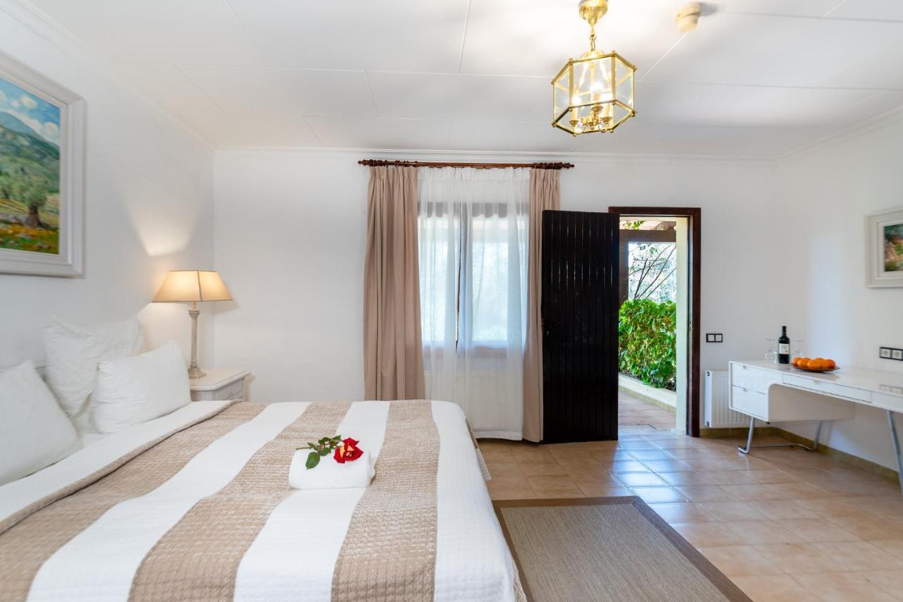Finca Hotel Rural Predio Son Serra Can Picafort  Exterior photo